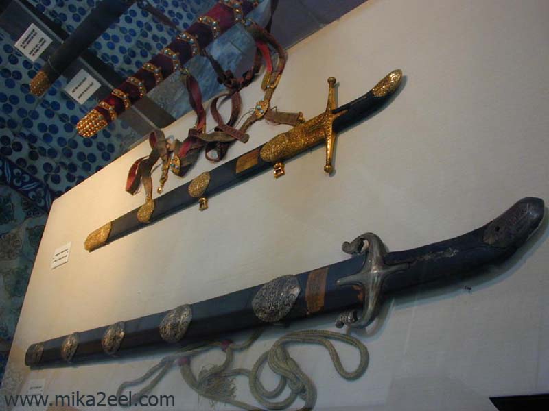 The Swords-of-Prophet-Muhammad-Peace-Be-Upon-Him-07